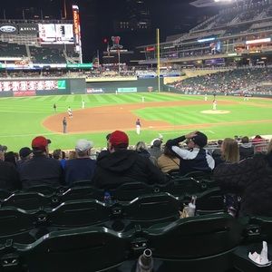 Meet your Posher, Christian